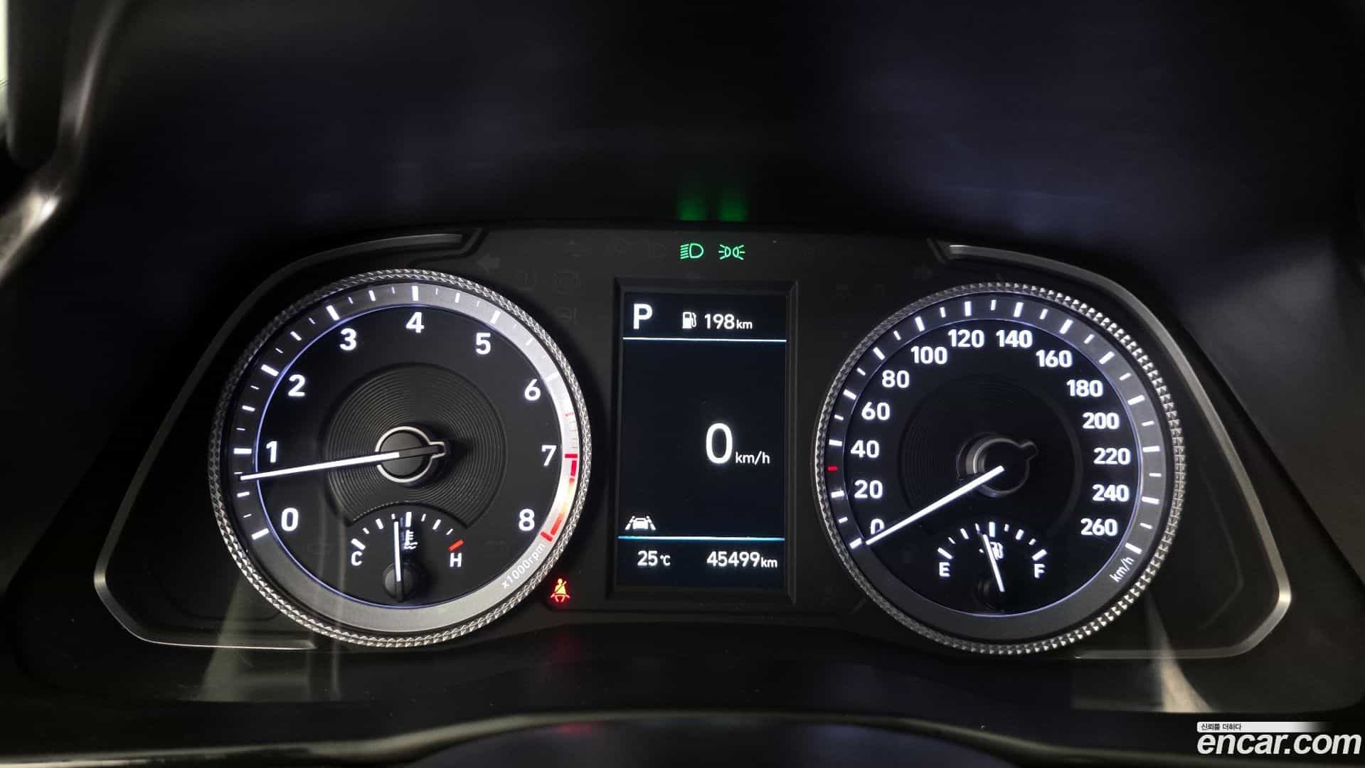 Sonata Hyundai 2022.2-INNER-008