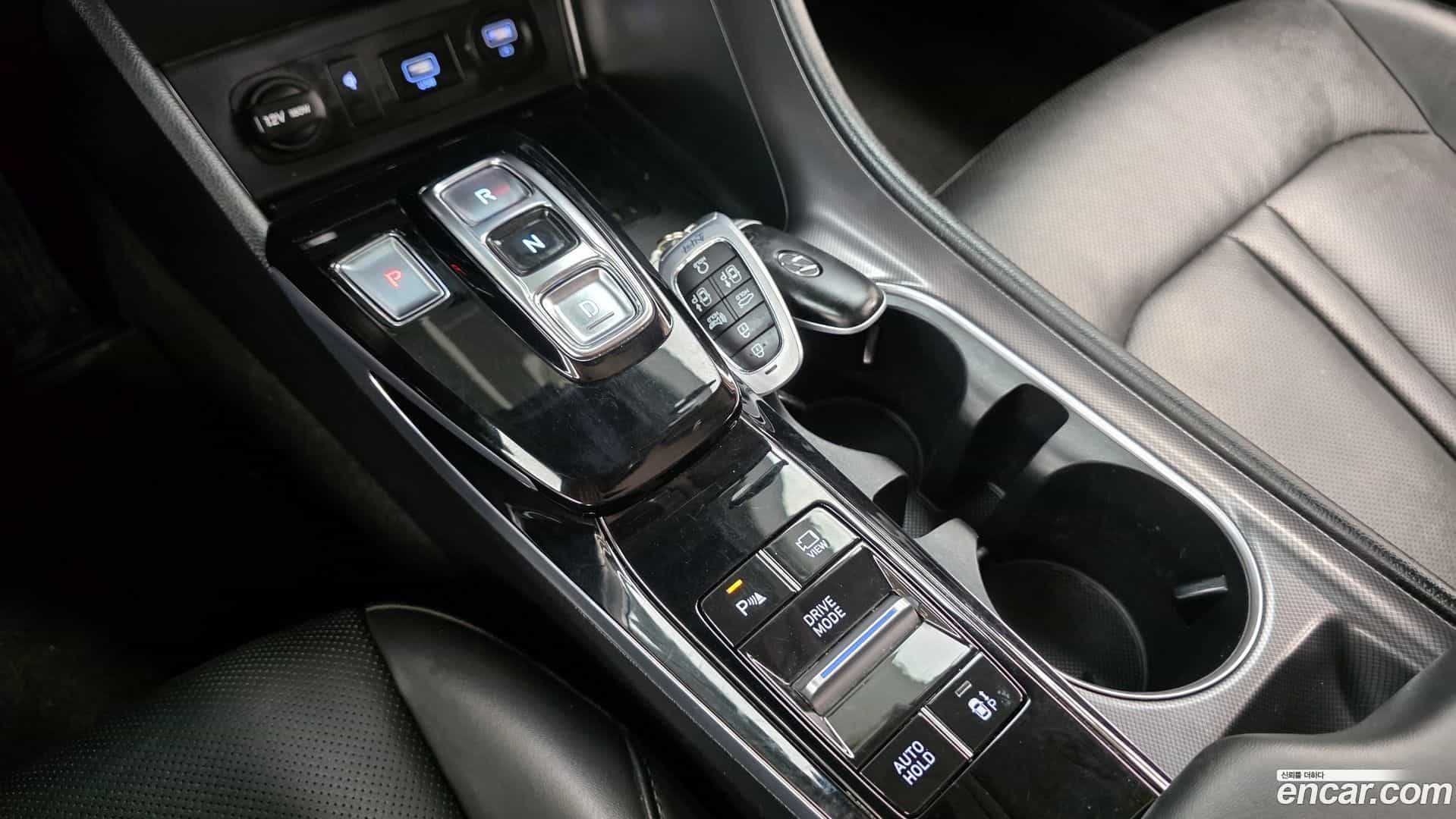 Sonata Hyundai 2022.2-INNER-009