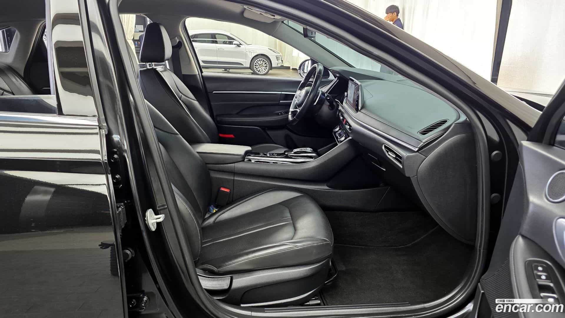 Sonata Hyundai 2022.2-OPTION-015