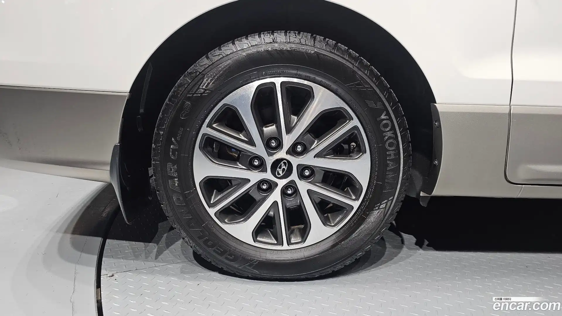 Starex Hyundai 2019.4-OUTER-005