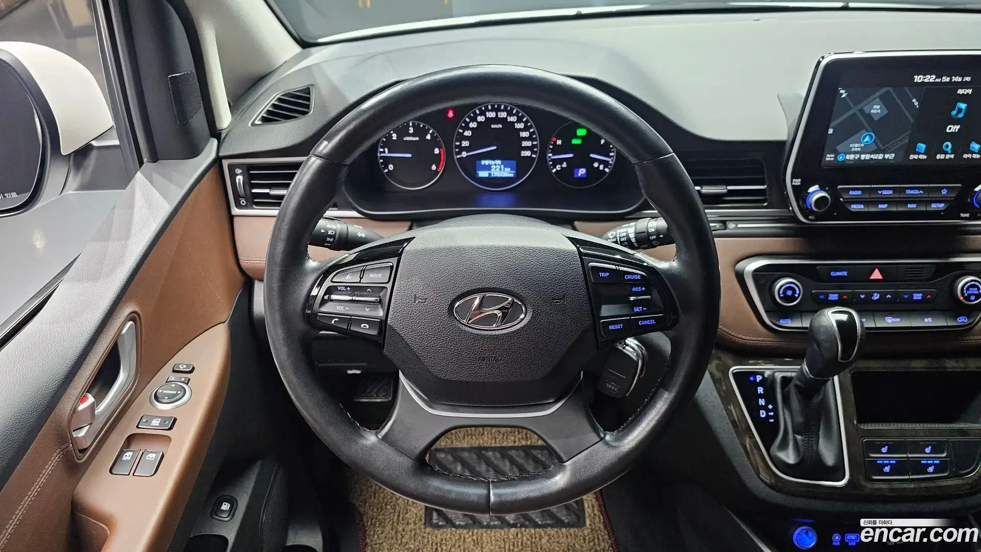 Starex Hyundai 2019.4-OPTION-018