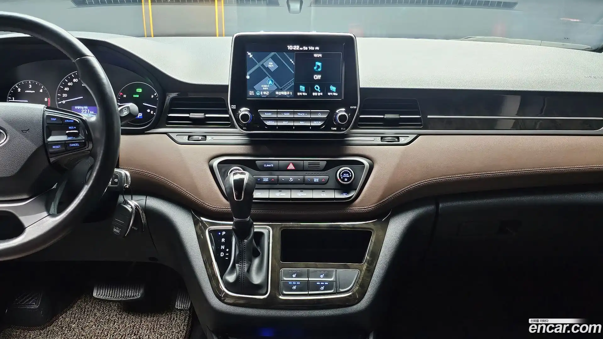 Starex Hyundai 2019.4-OPTION-019