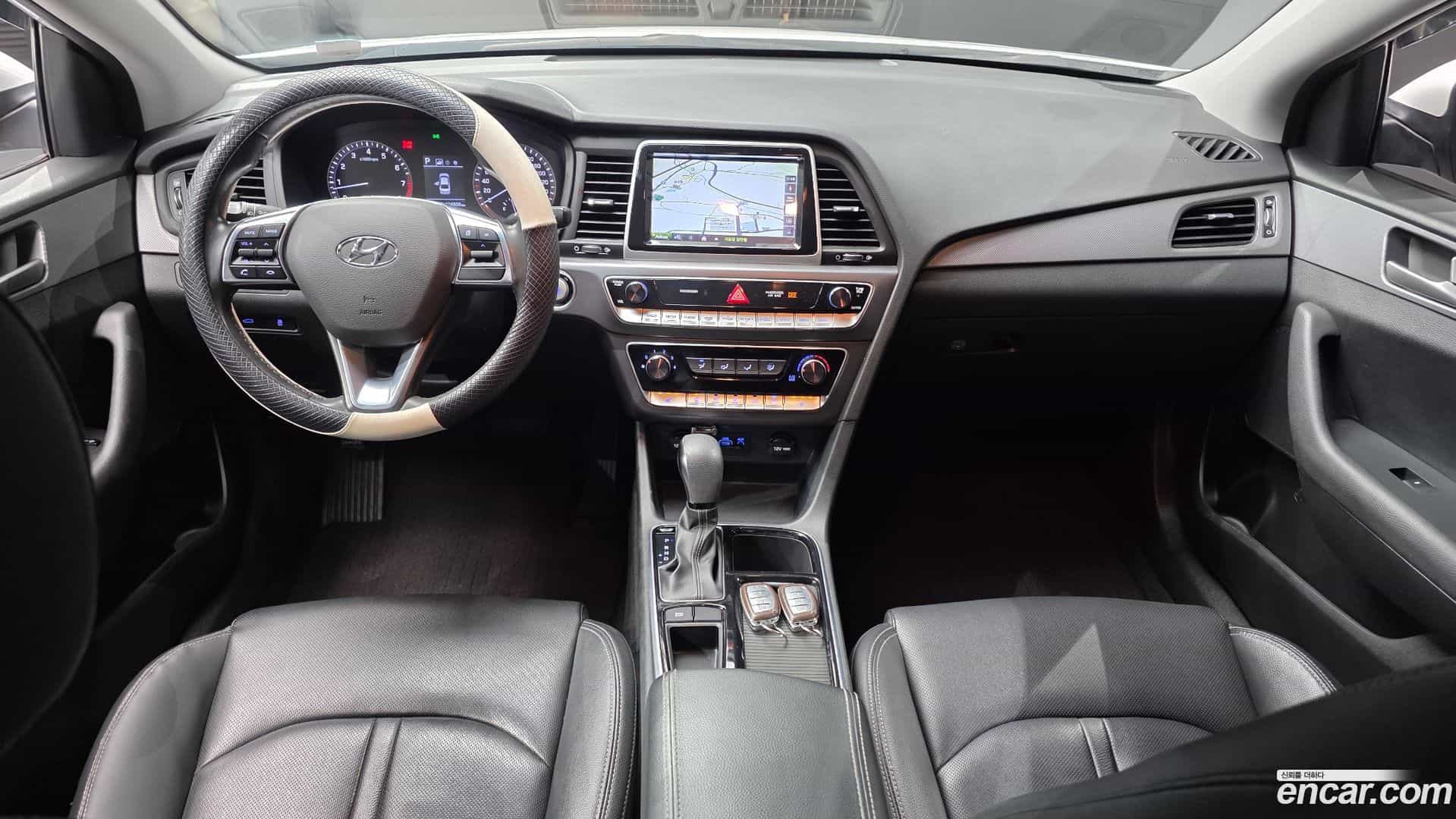 Sonata Hyundai 2017.8-INNER-007