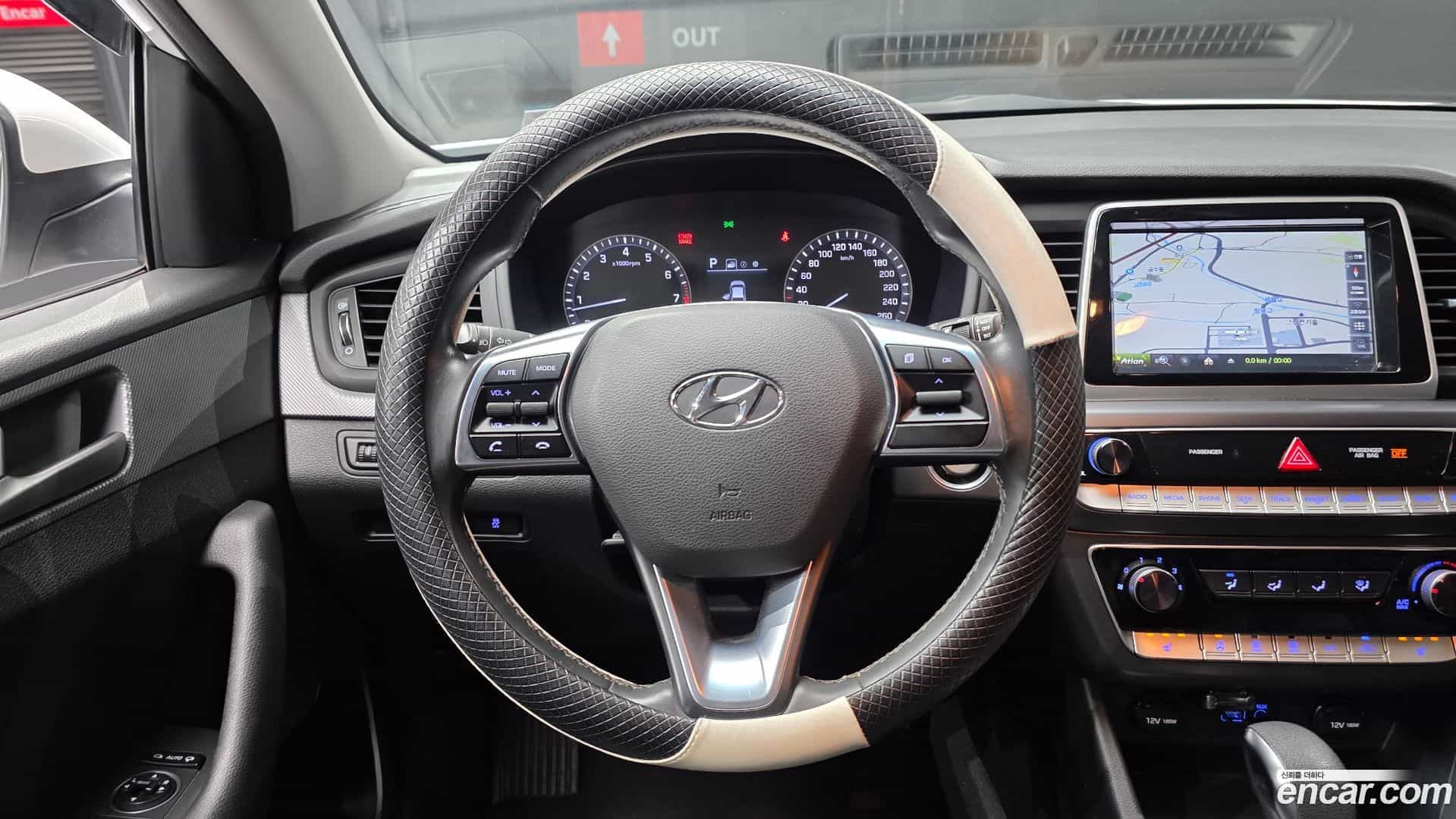 Sonata Hyundai 2017.8-OPTION-017