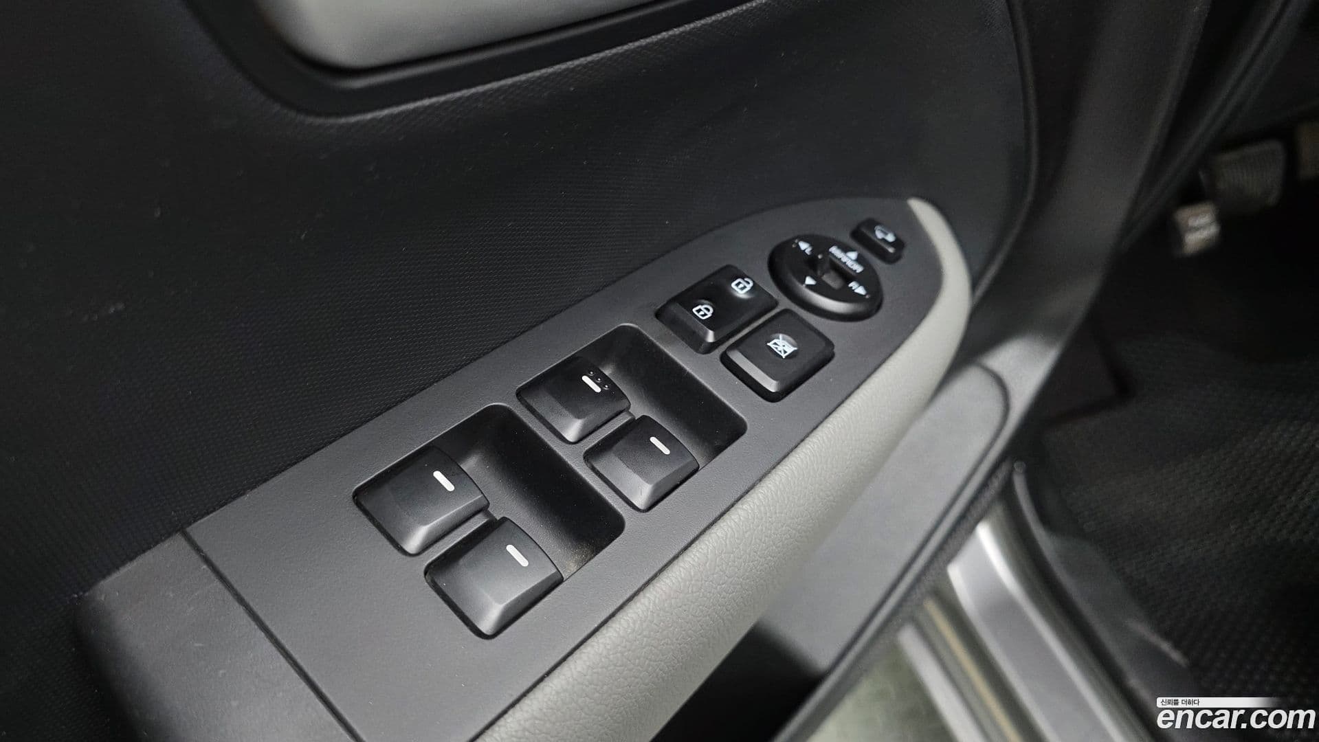 Main__Slider__Photo:RAY Kia 2024.0-26