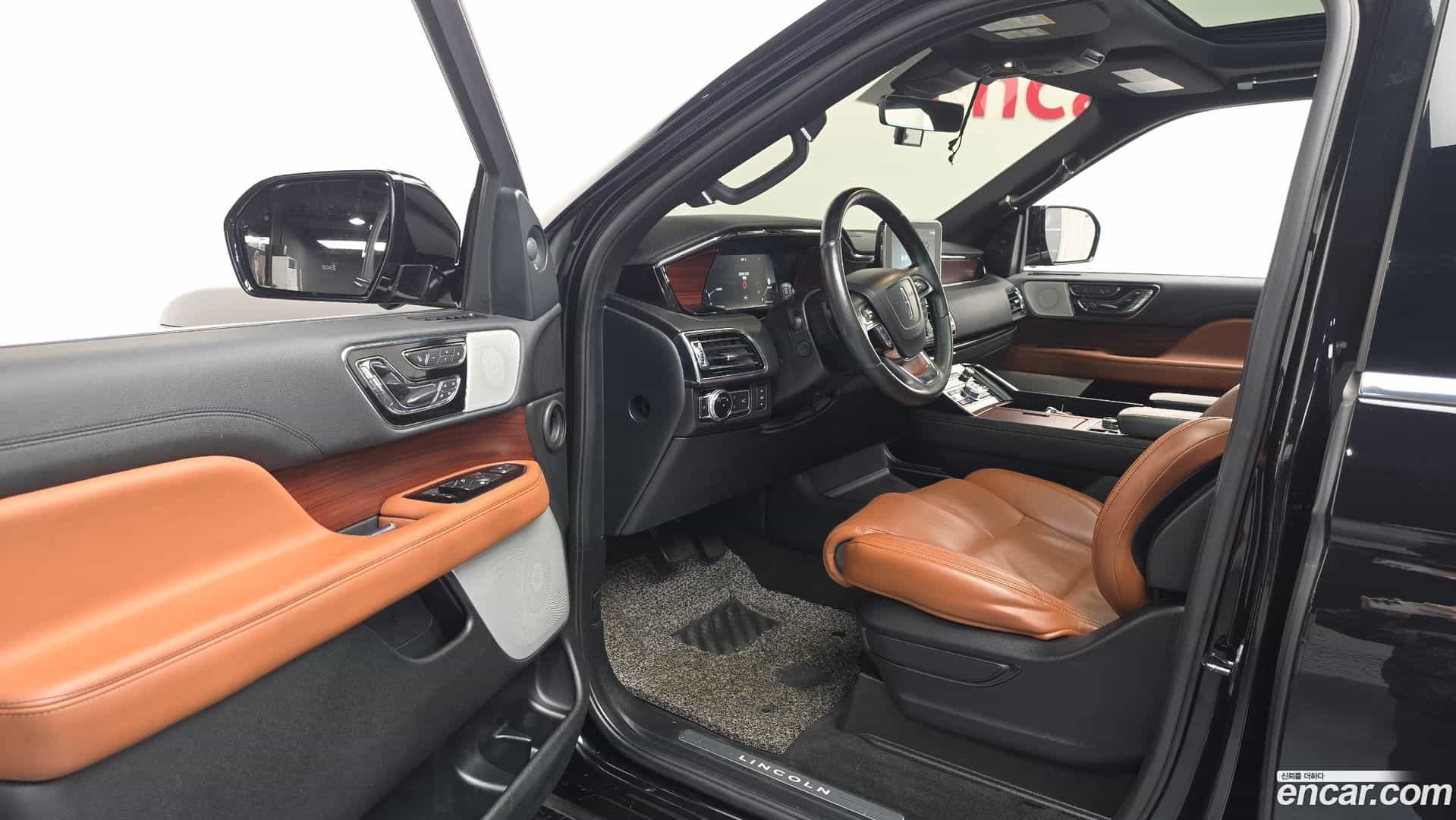 Navigator Lincoln 2021.3-INNER-010