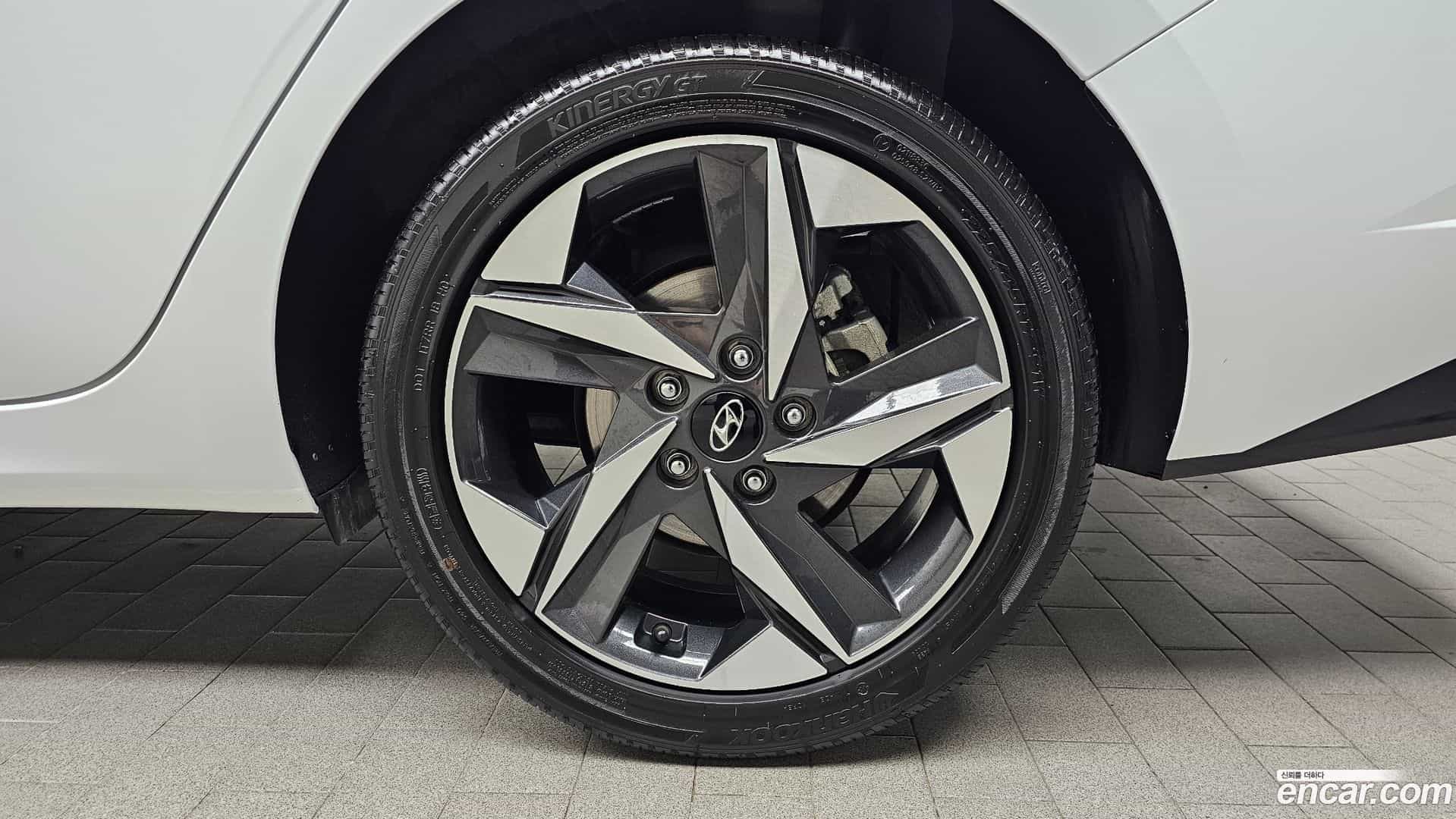 AVANTE Hyundai 2022.3-OUTER-031