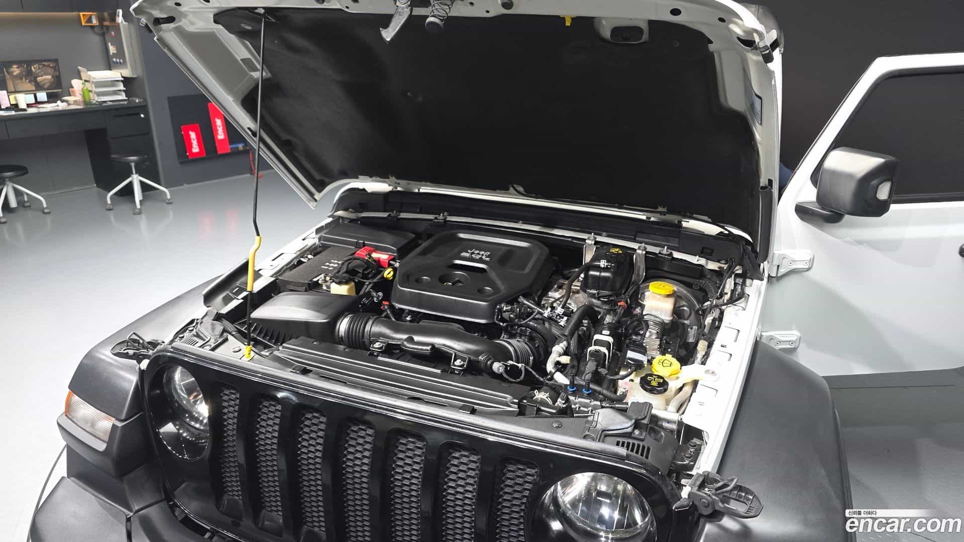 Wrangler Jeep 2020.10-OUTER-006