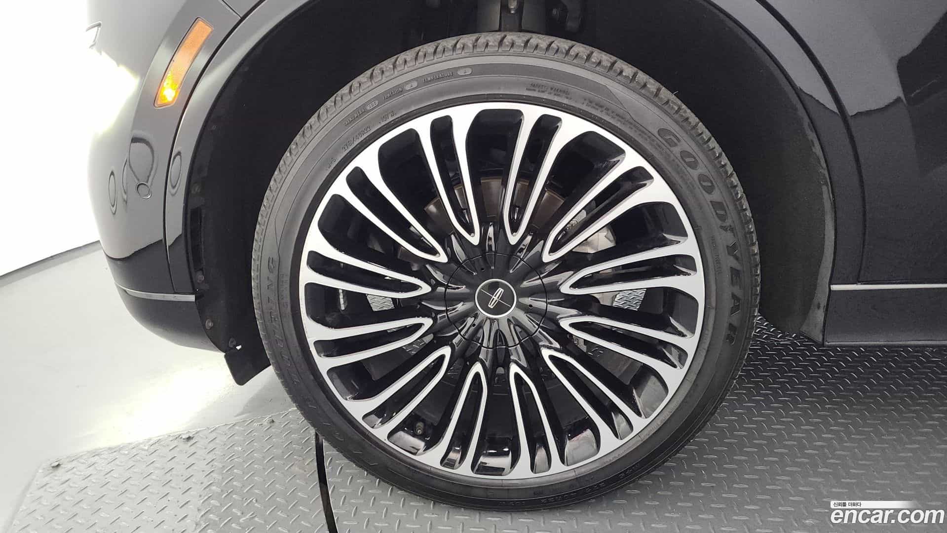 Aviator Lincoln 2021.1-OUTER-005