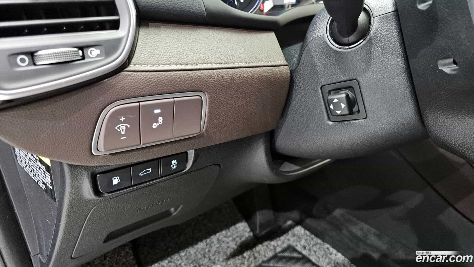 Grandeur Hyundai 2018.3-OPTION-020