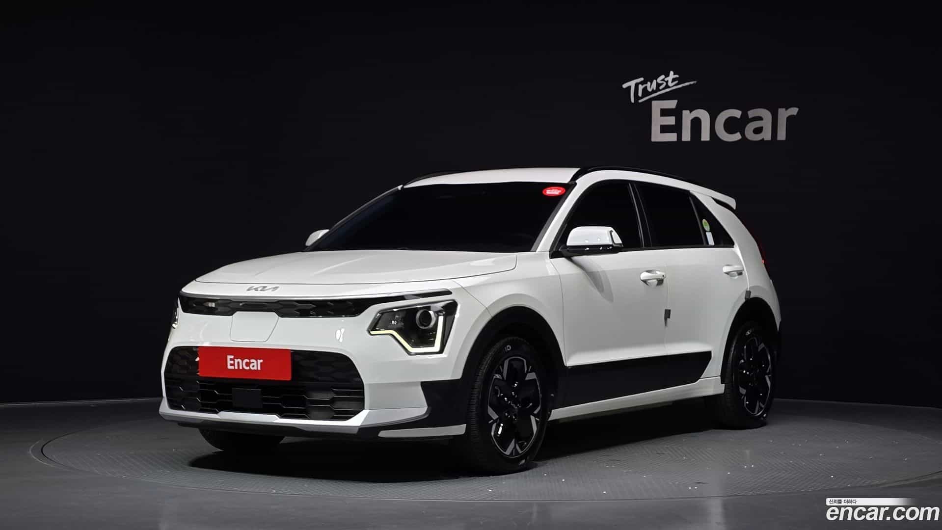 Niro Kia 2023.1-OUTER-001