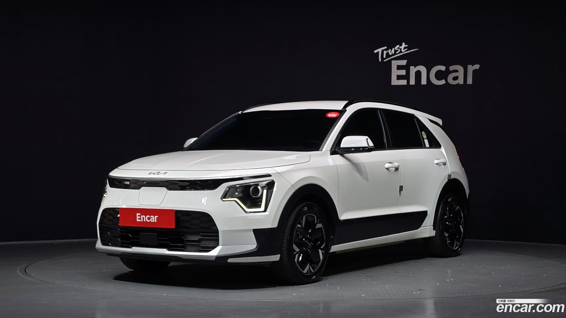 Main__Slider__Photo:Niro Kia 2023.1-0
