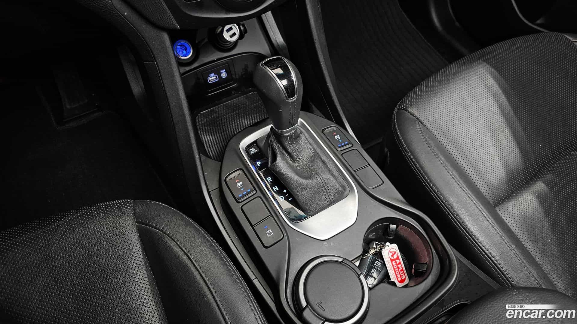Santafe Hyundai 2016.5-INNER-009