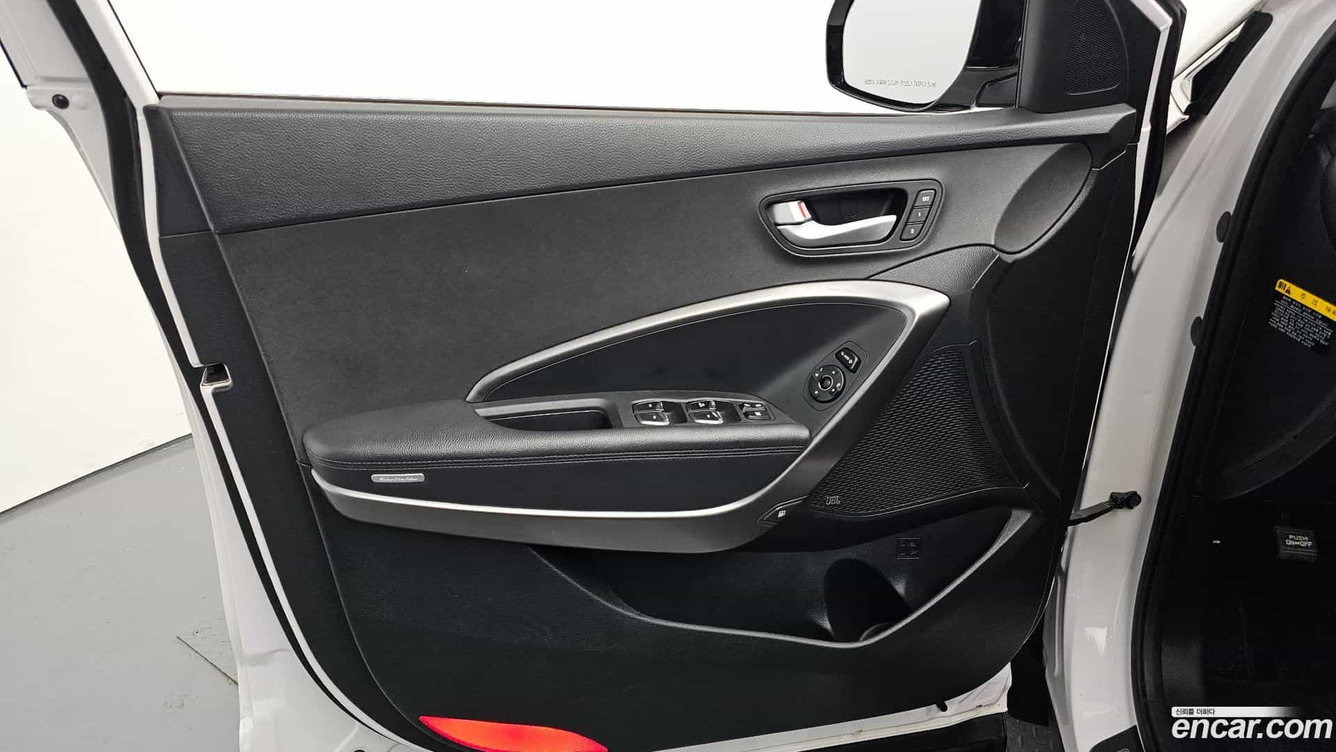 Santafe Hyundai 2016.5-INNER-034