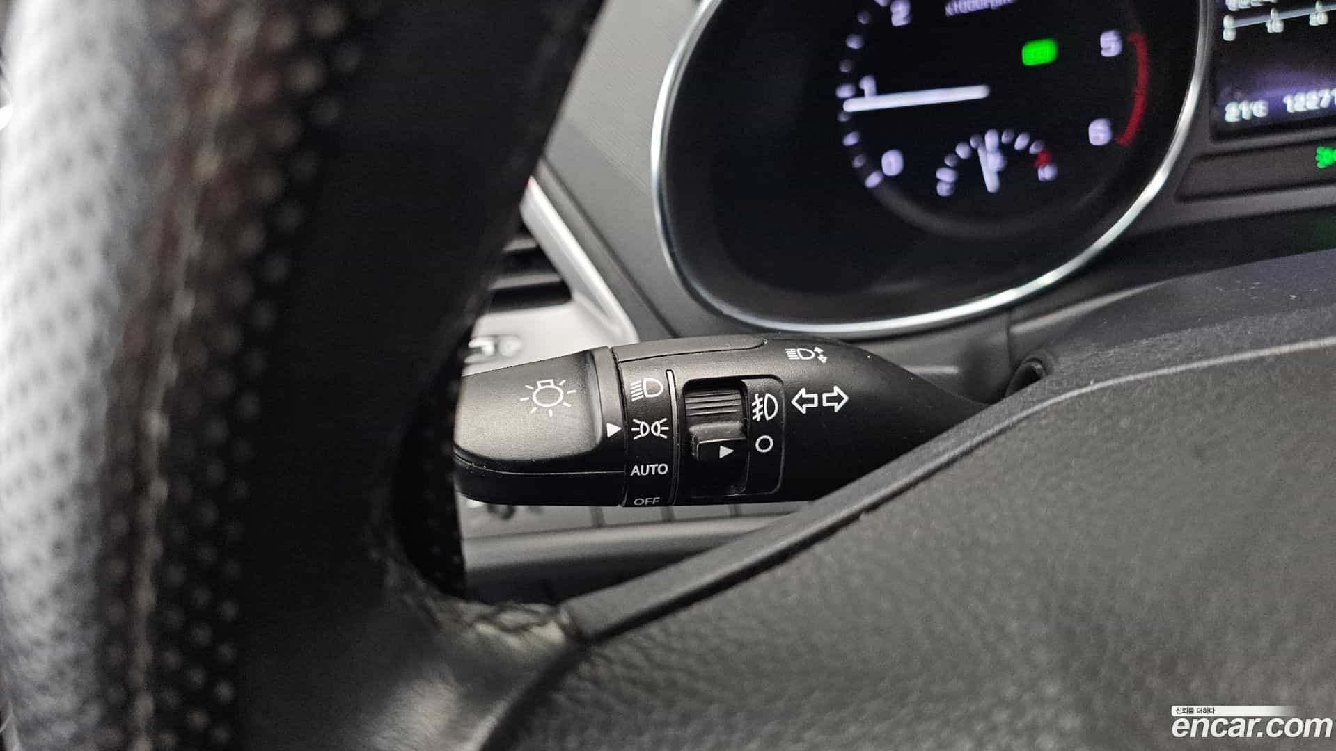 Santafe Hyundai 2016.5-OPTION-040