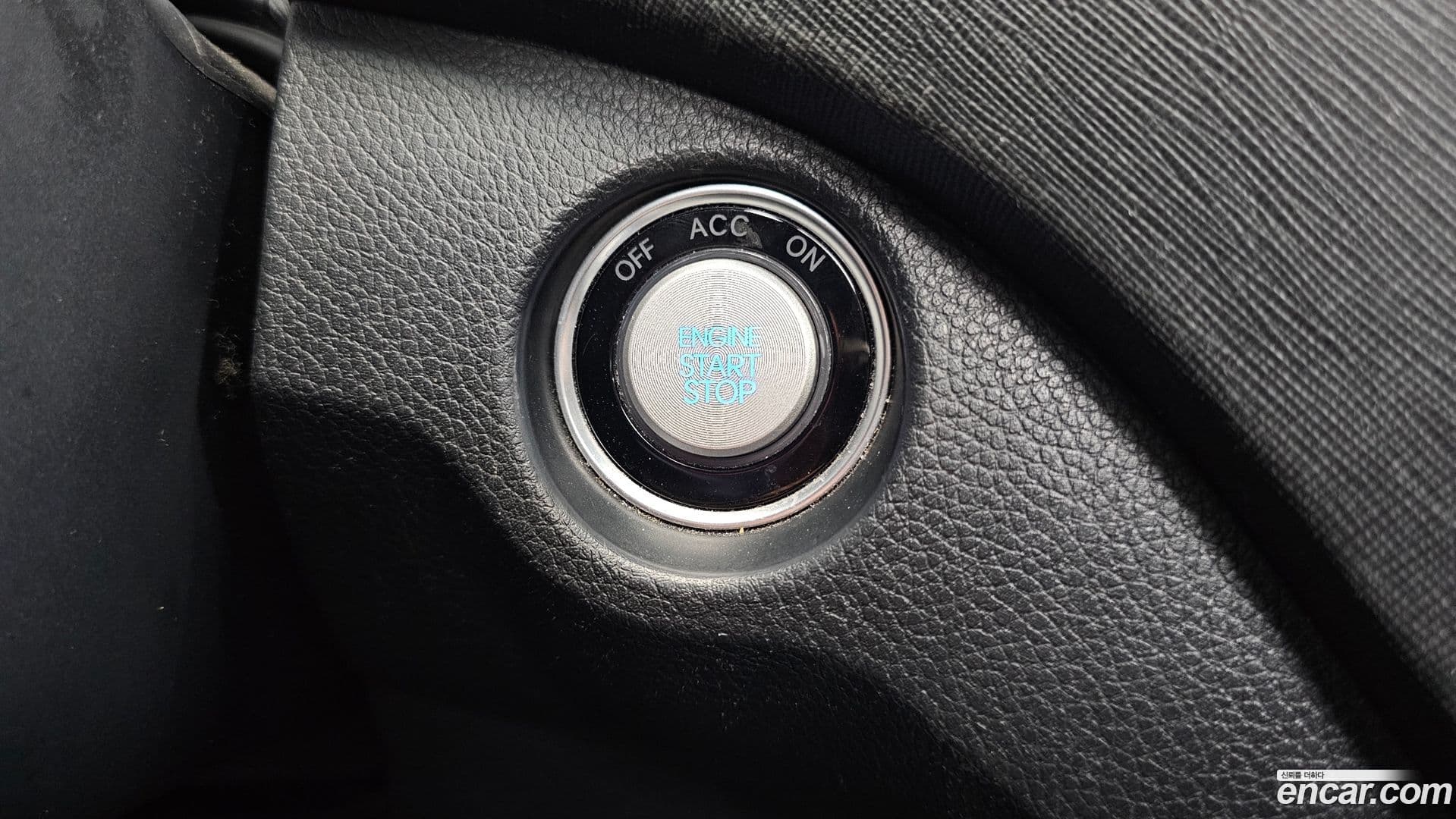 Main__Slider__Photo:Santafe Hyundai 2016.5-30