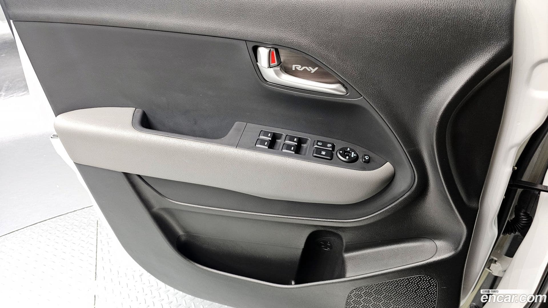 Main__Slider__Photo:RAY Kia 2020.5-23