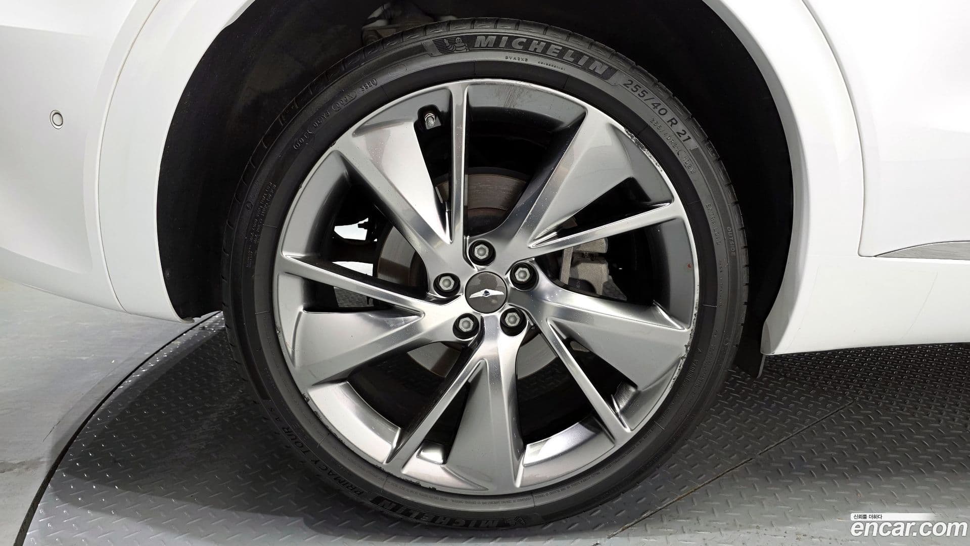 Main__Slider__Photo:GV70 Genesis 2021.4-4