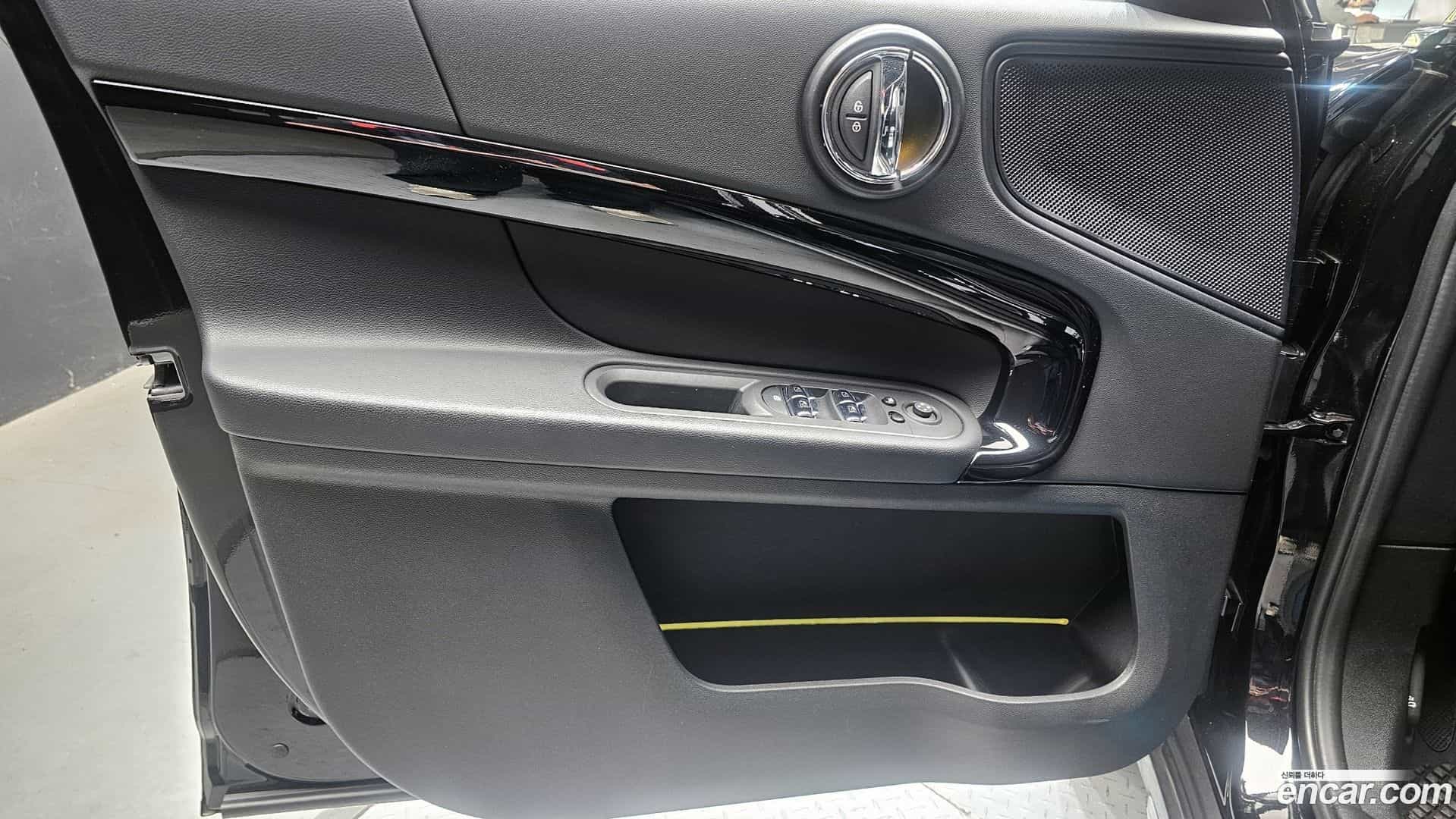 Countryman Mini 2022.10-INNER-034