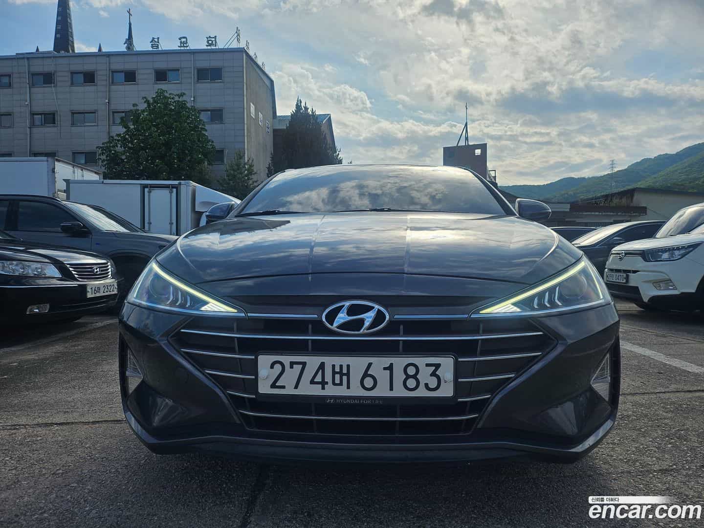 AVANTE Hyundai 2019.8-OUTER-003
