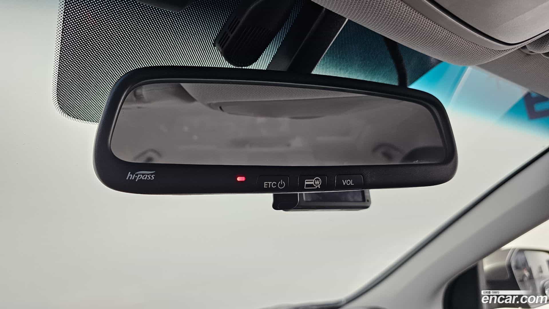 Sonata Hyundai 2018.8-OPTION-023