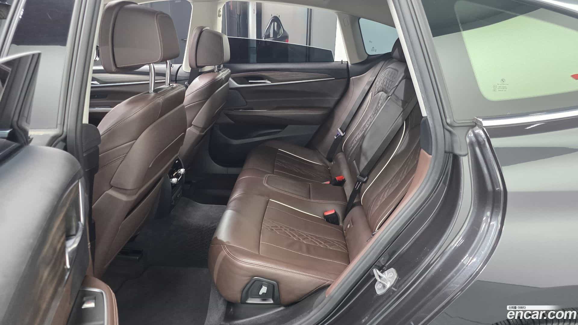Gran Turismo BMW 2019.9-OPTION-016