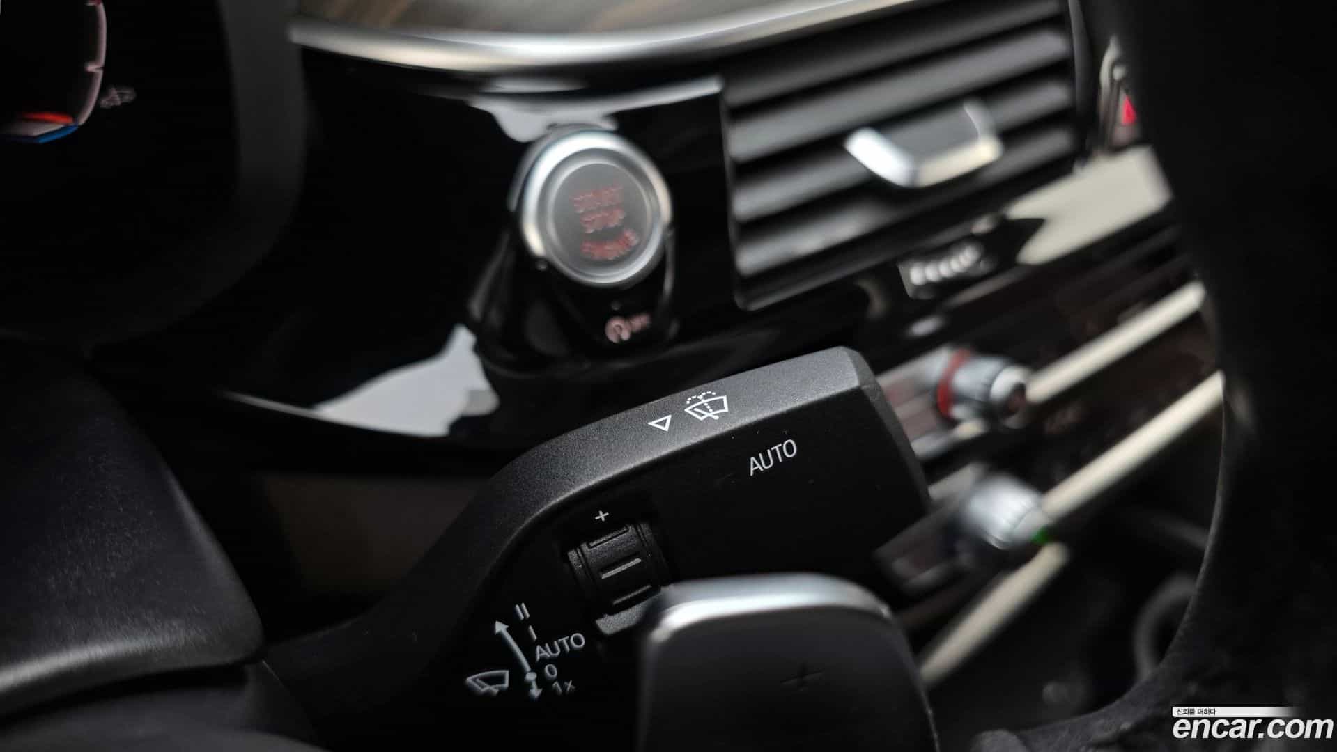 Gran Turismo BMW 2019.9-OPTION-023