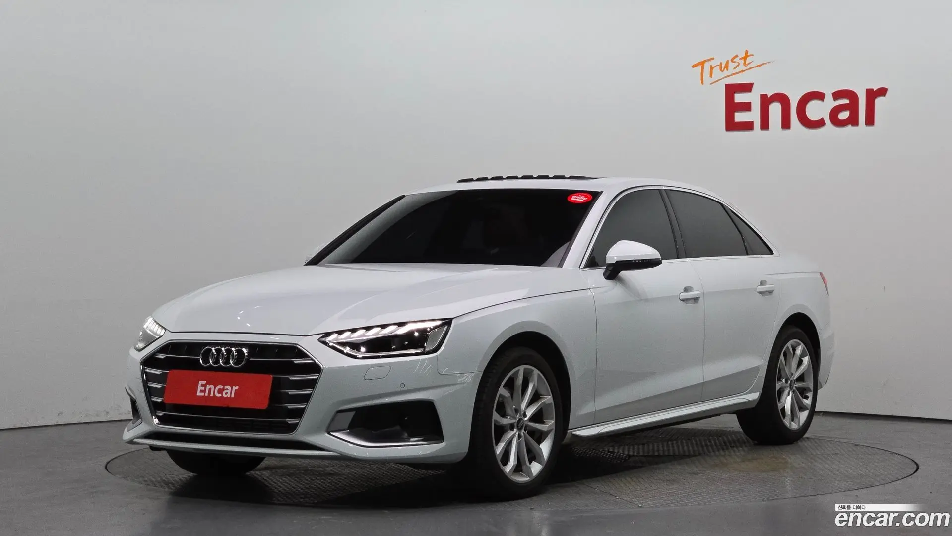 Main__Slider__Photo:A4 Audi 2022.10-0