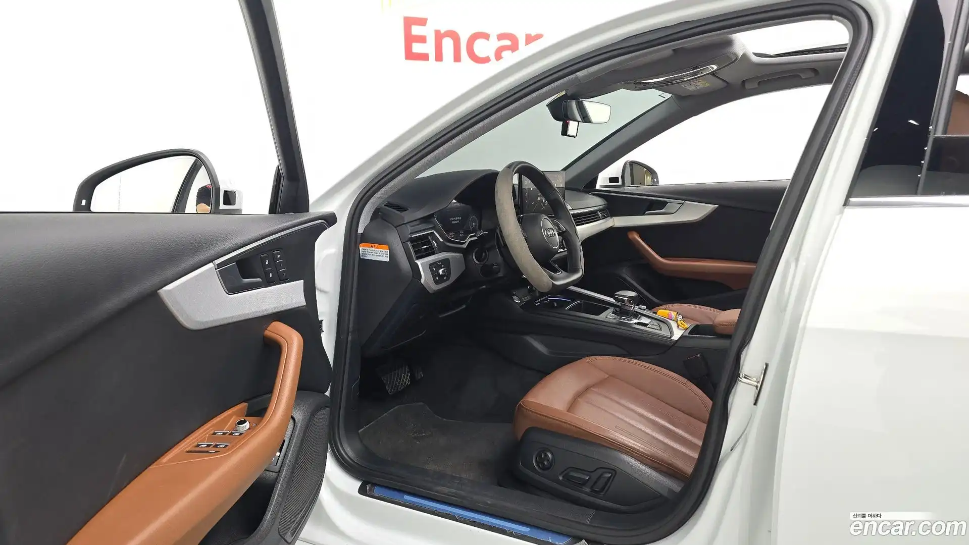 A4 Audi 2022.10-INNER-010