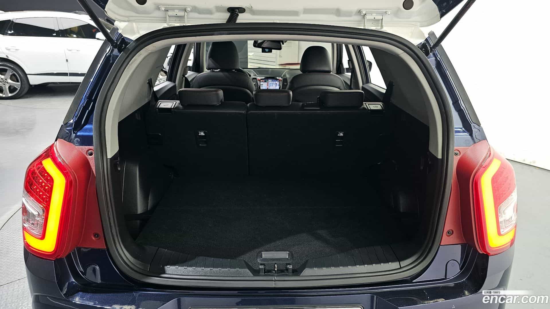 TIBOLI KG Mobility 2017.6-OPTION-024