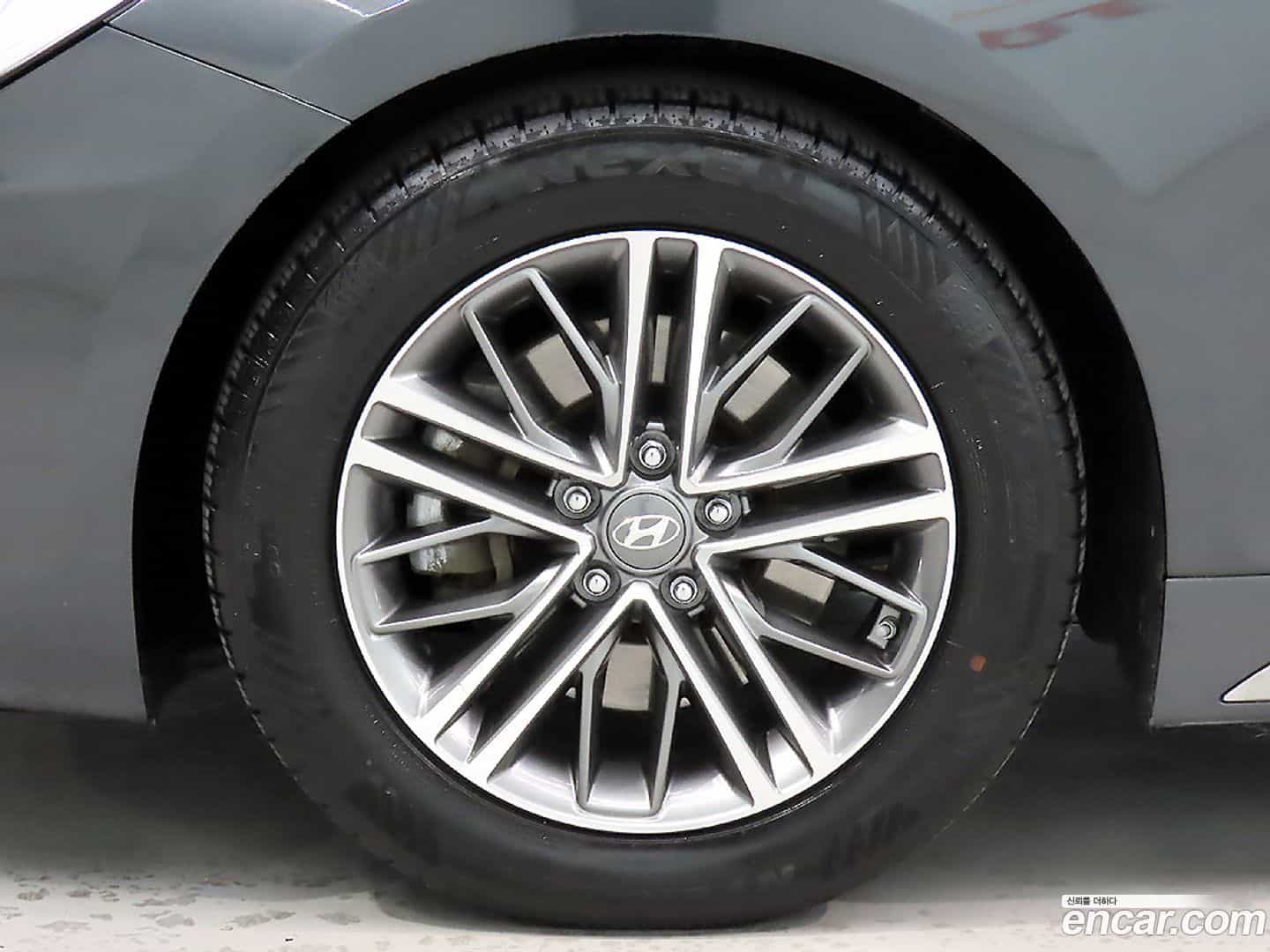 Grandeur Hyundai 2019.3-OPTION-024