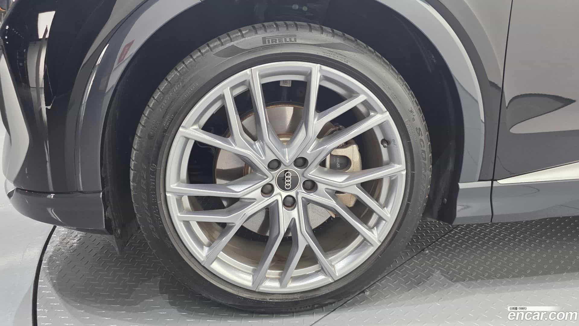 Q4 e-tron Audi 2024.11-OUTER-005