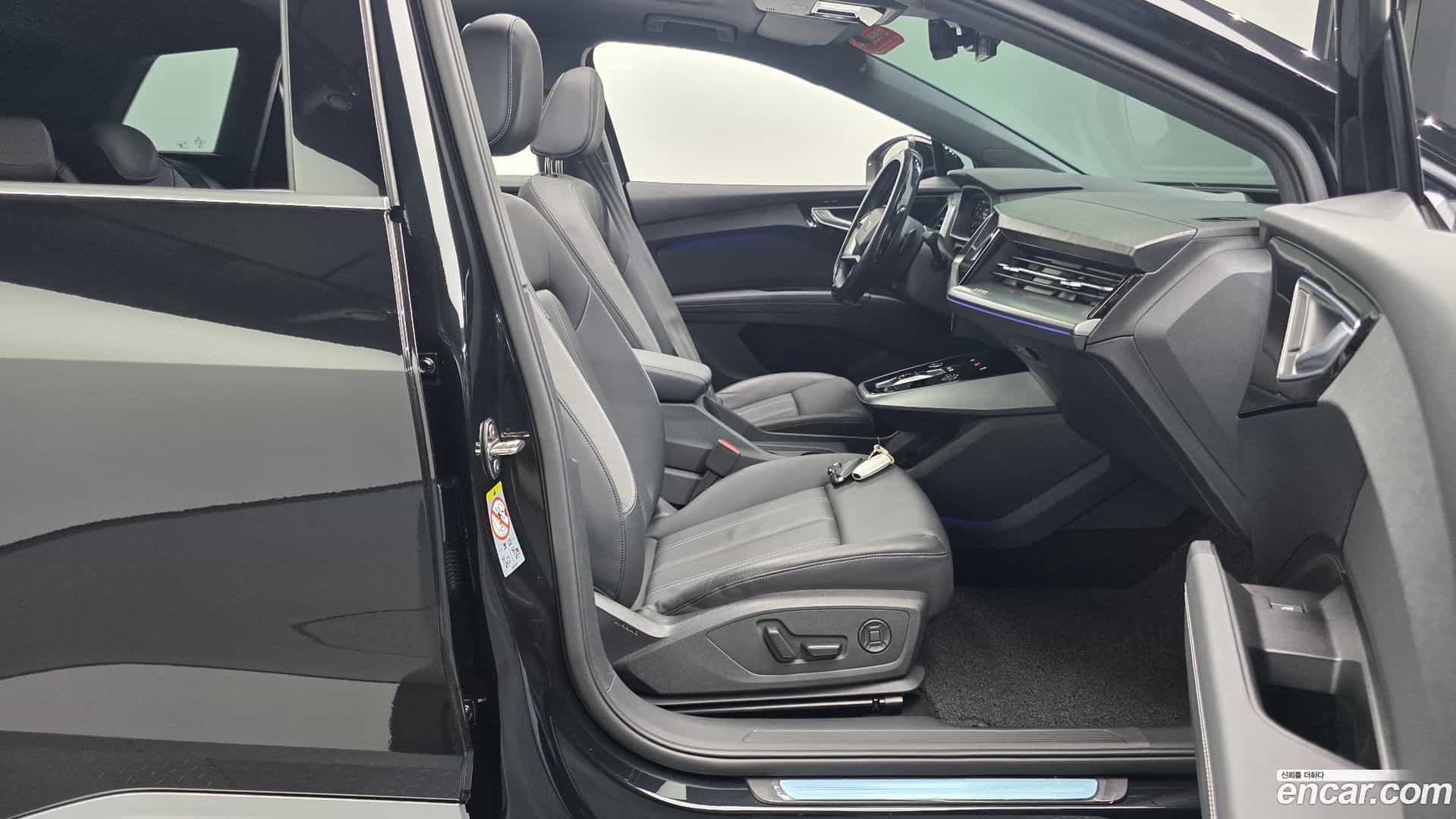 Q4 e-tron Audi 2024.11-OPTION-015
