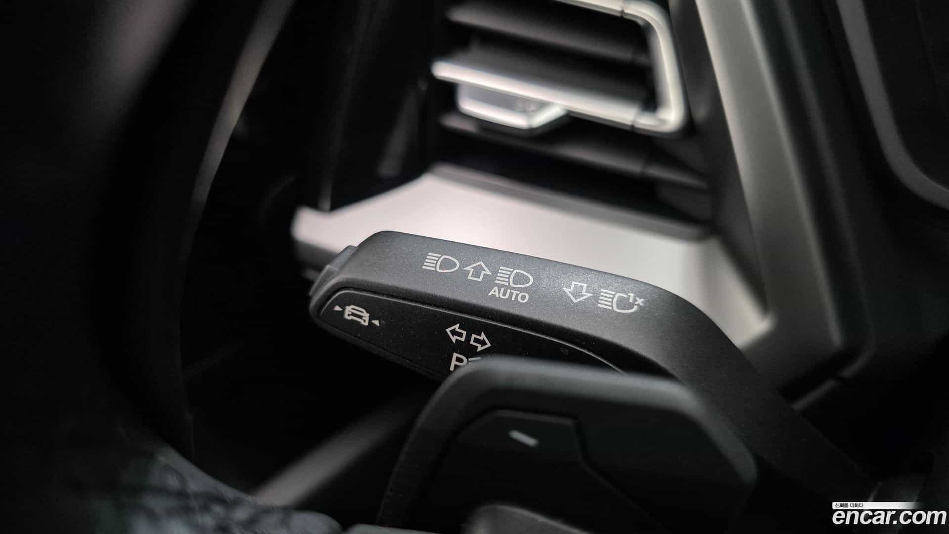 Q4 e-tron Audi 2024.11-OPTION-041