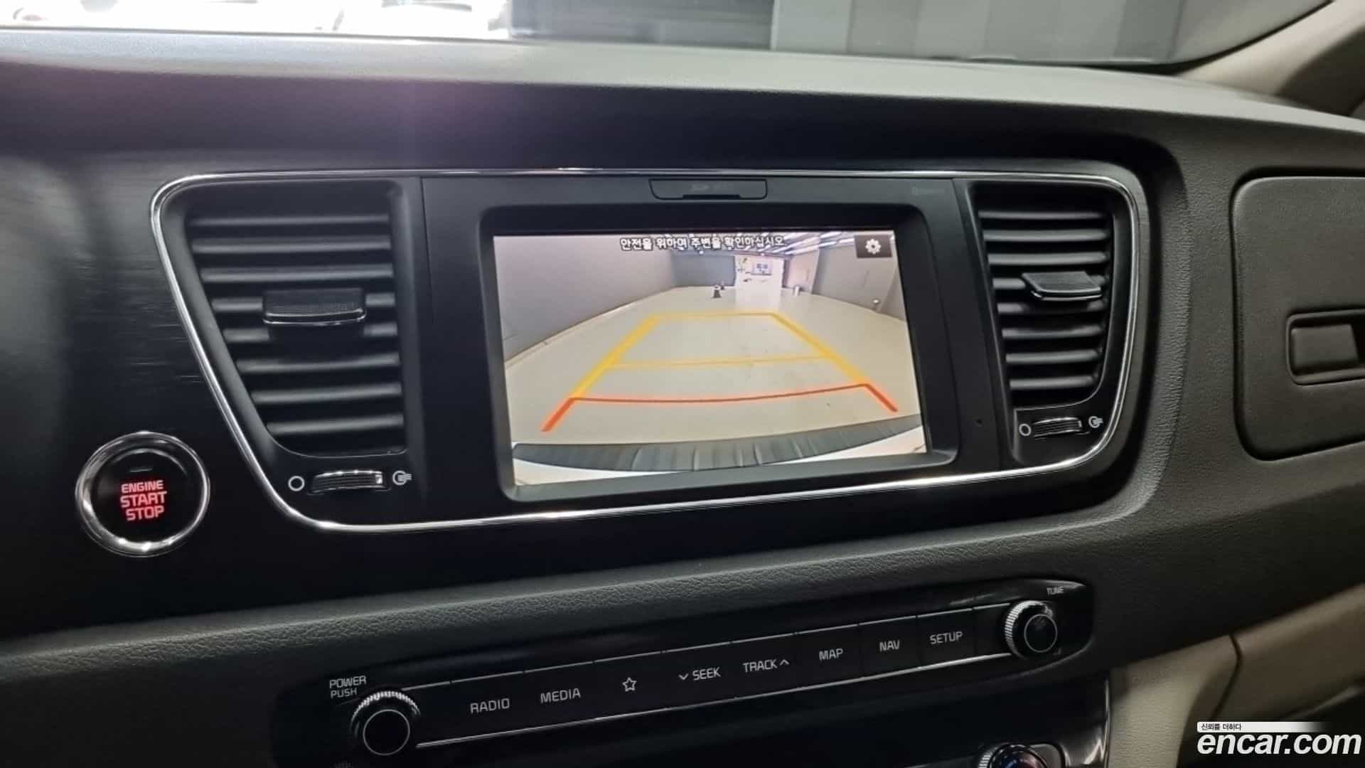 Canival Kia 2017.6-OPTION-015