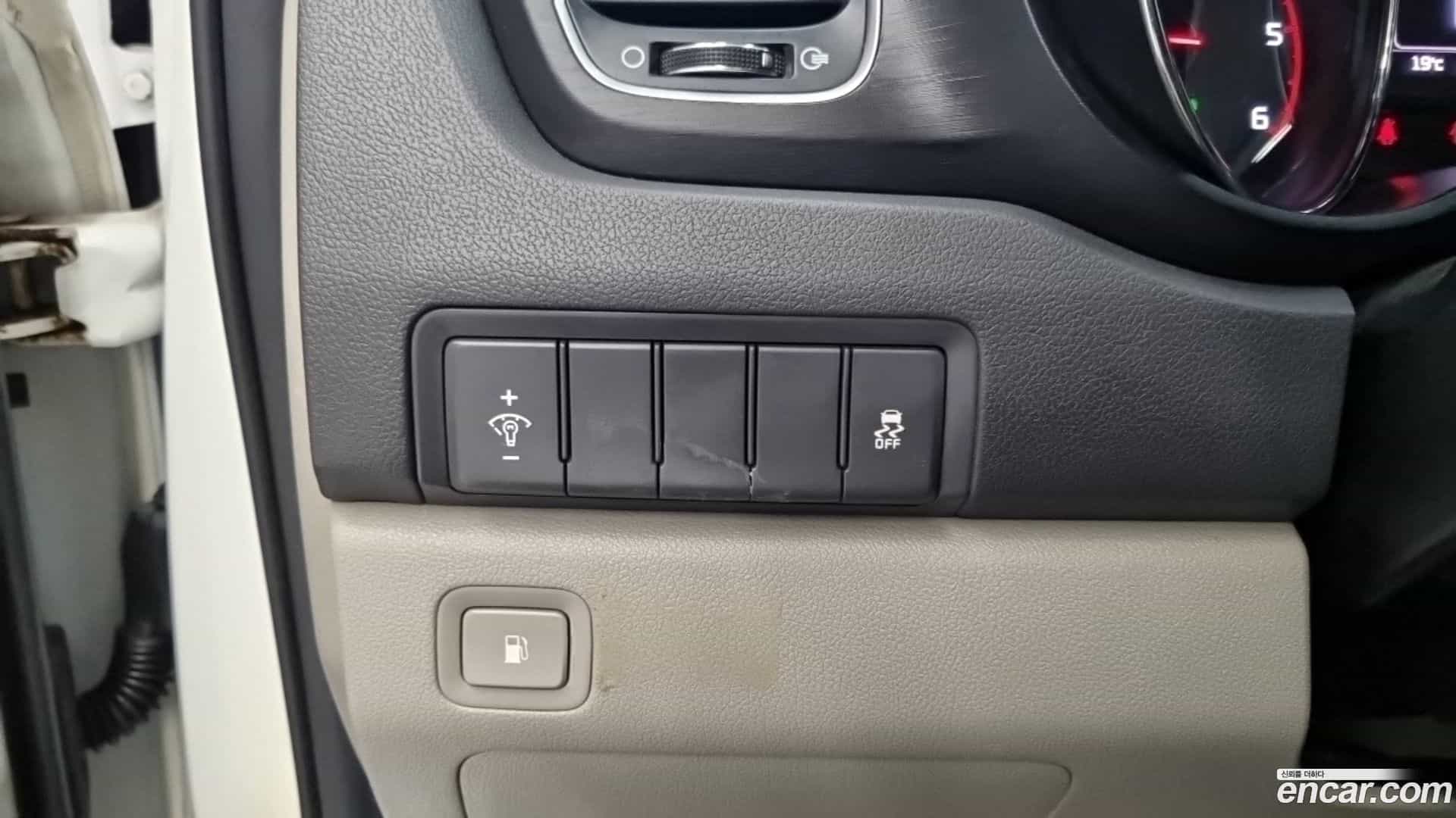 Canival Kia 2017.6-OPTION-018