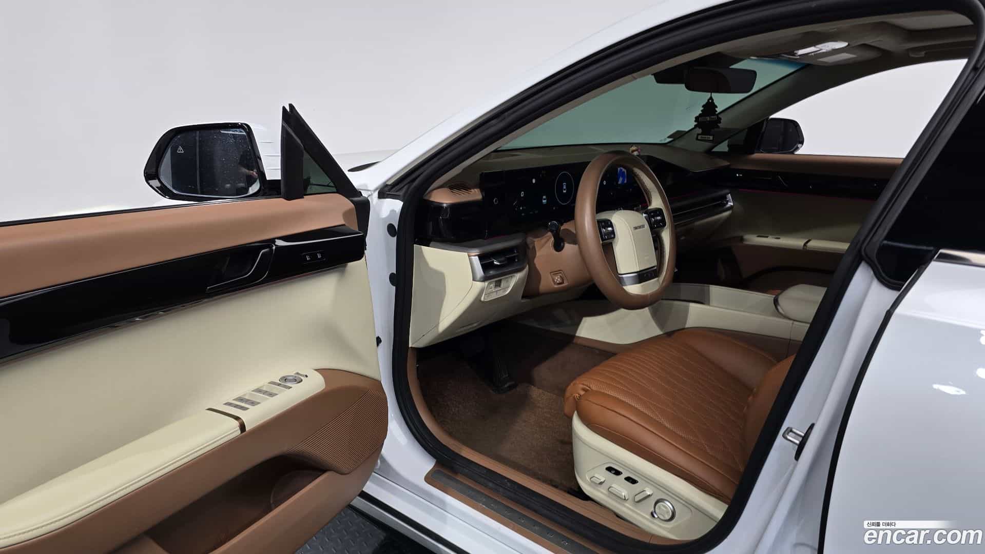 Grandeur Hyundai 2023.5-INNER-010