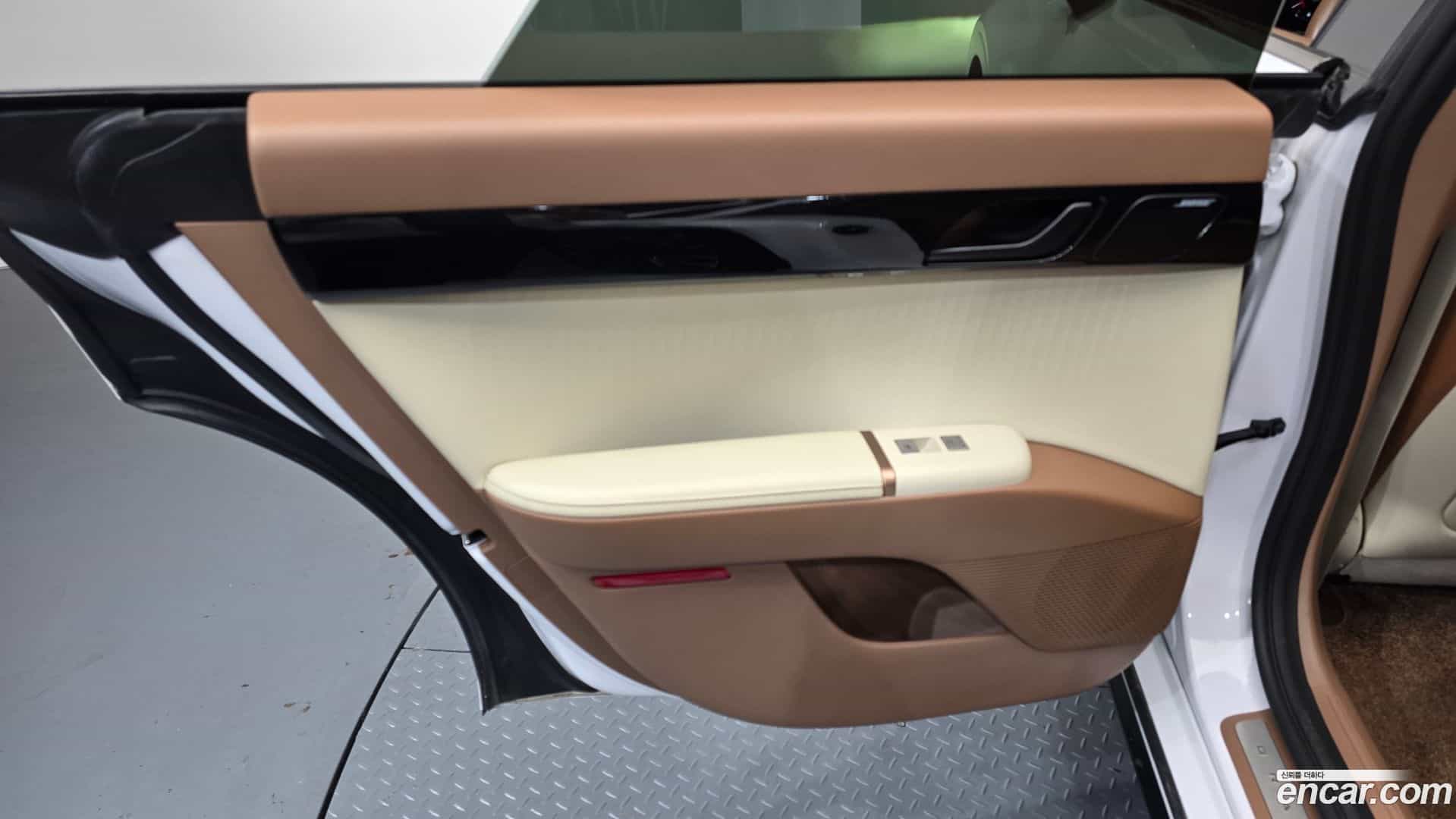 Grandeur Hyundai 2023.5-INNER-035