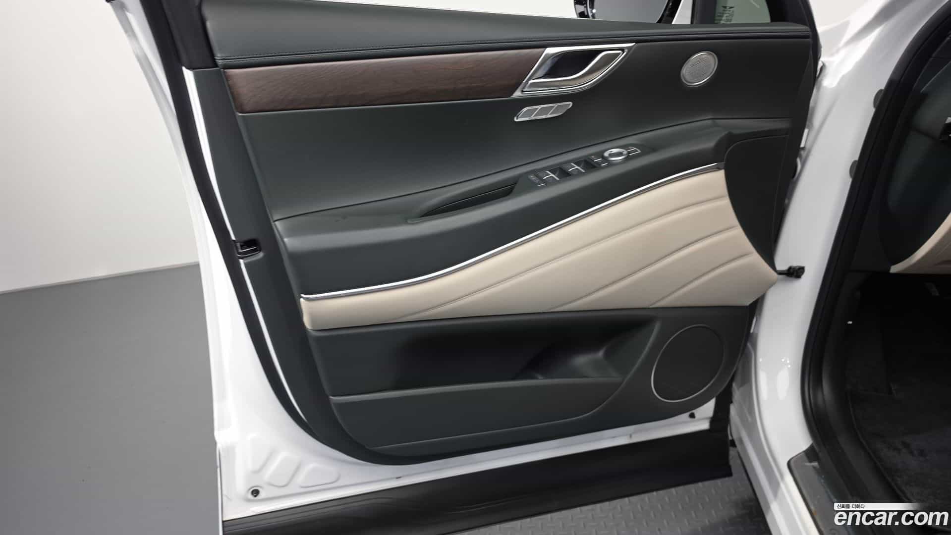 GV80 Genesis 2024.2-INNER-034