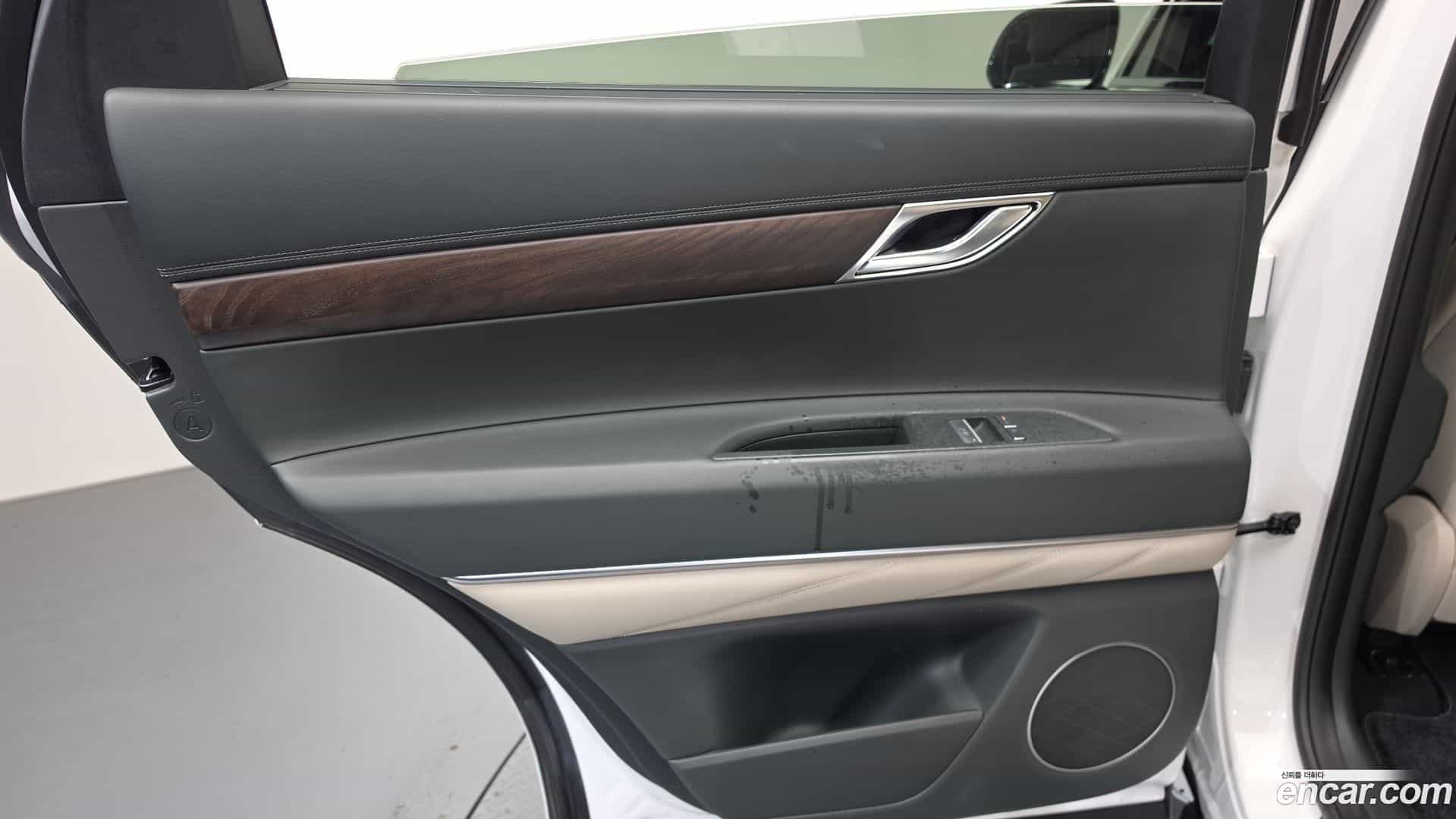 GV80 Genesis 2024.2-INNER-035