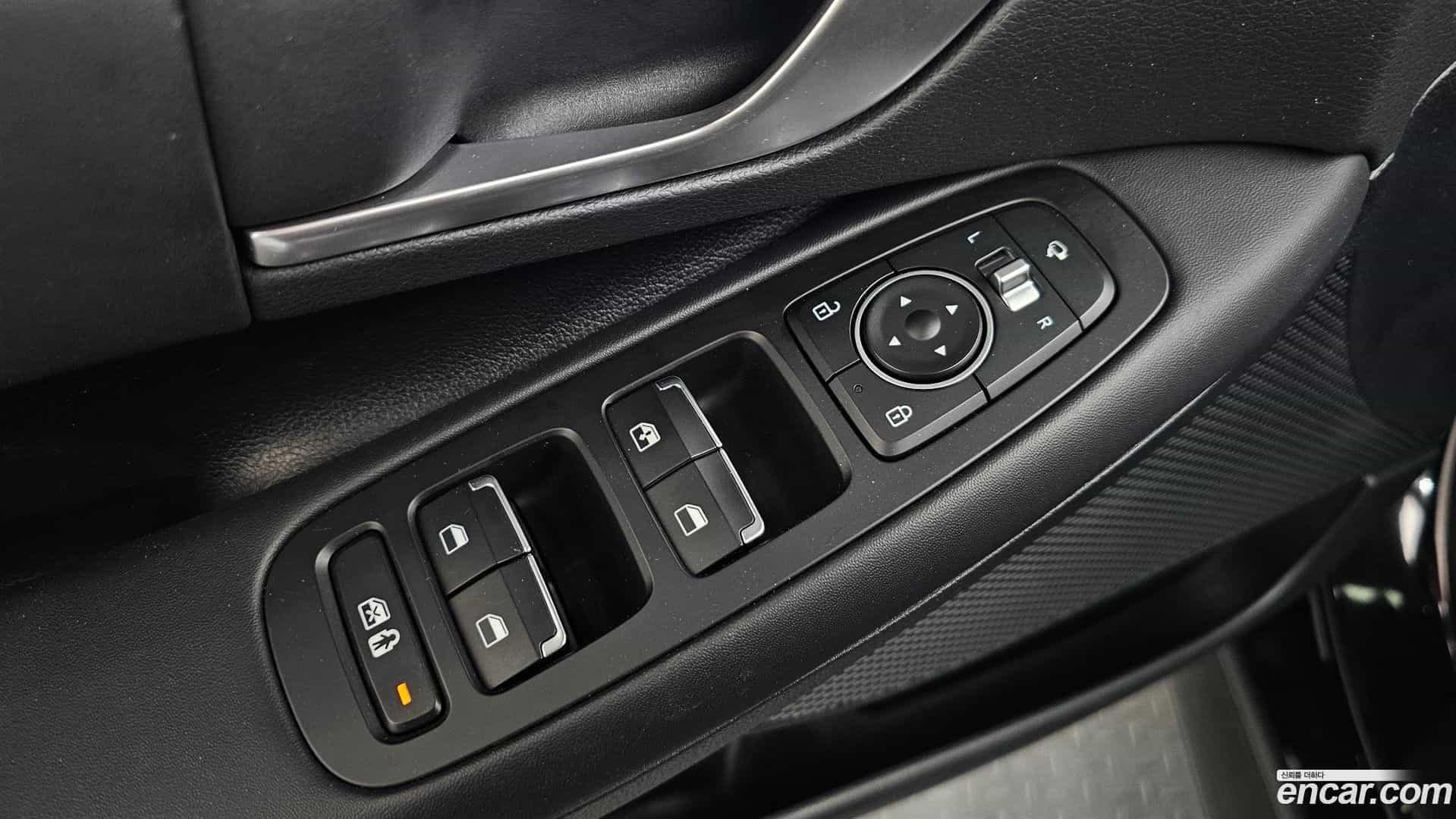 Sonata Hyundai 2020.5-OPTION-043