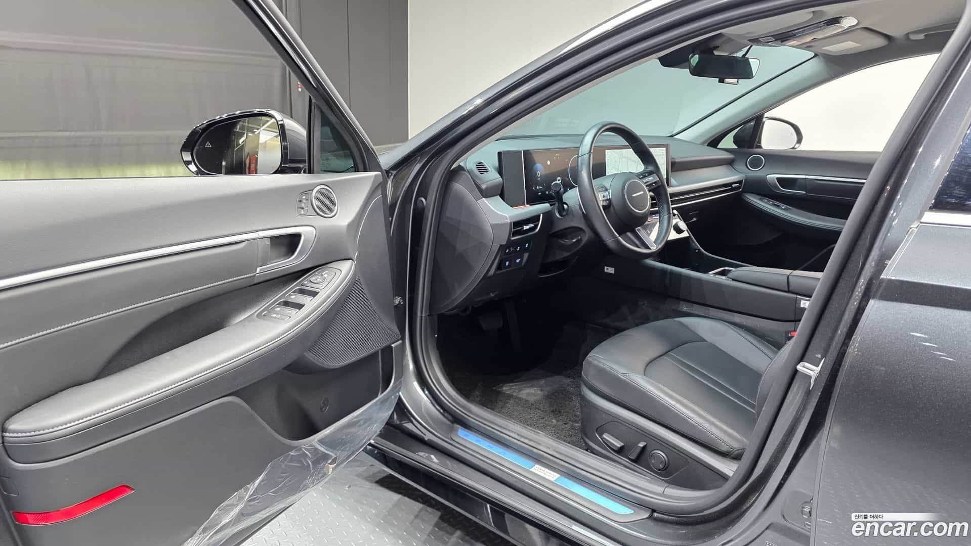 Sonata Hyundai 2025.2-INNER-010