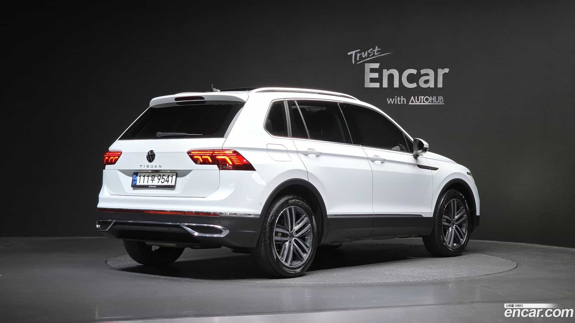 Tiguan Volkswagen 2022.11-OUTER-002