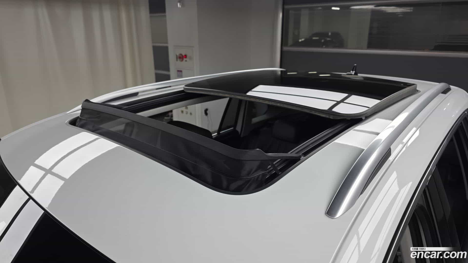 Tiguan Volkswagen 2022.11-OPTION-023