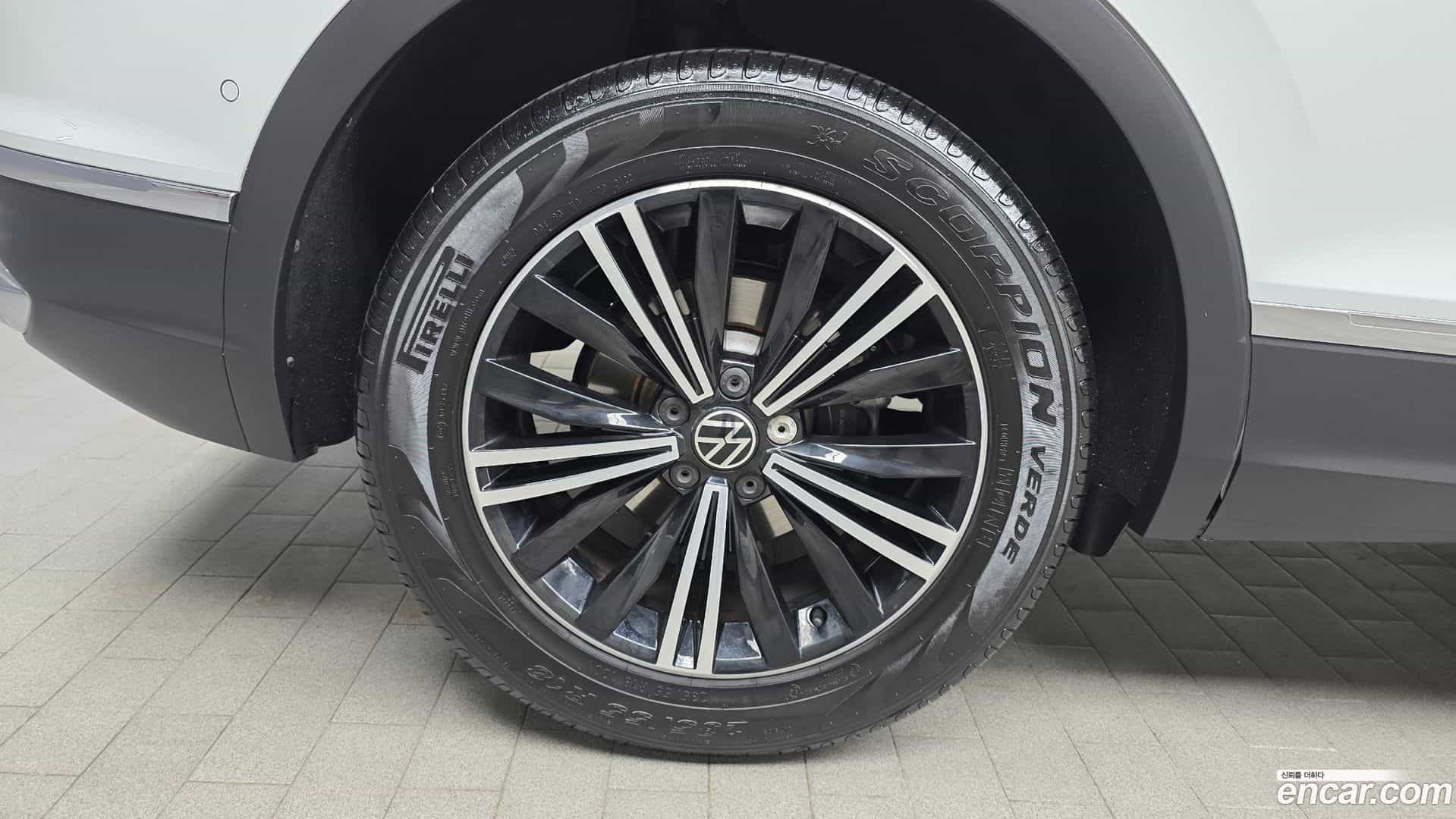 Tiguan Volkswagen 2022.5-OUTER-005