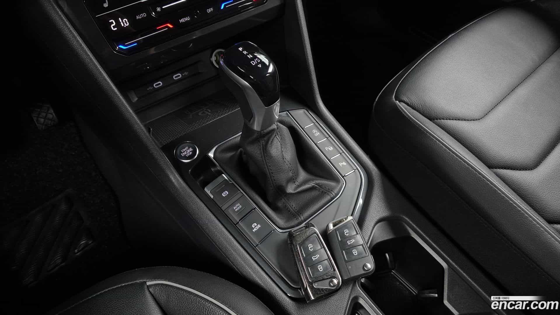 Tiguan Volkswagen 2022.5-INNER-009