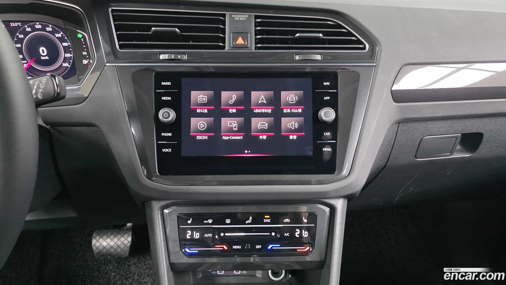 Tiguan Volkswagen 2022.5-OPTION-018