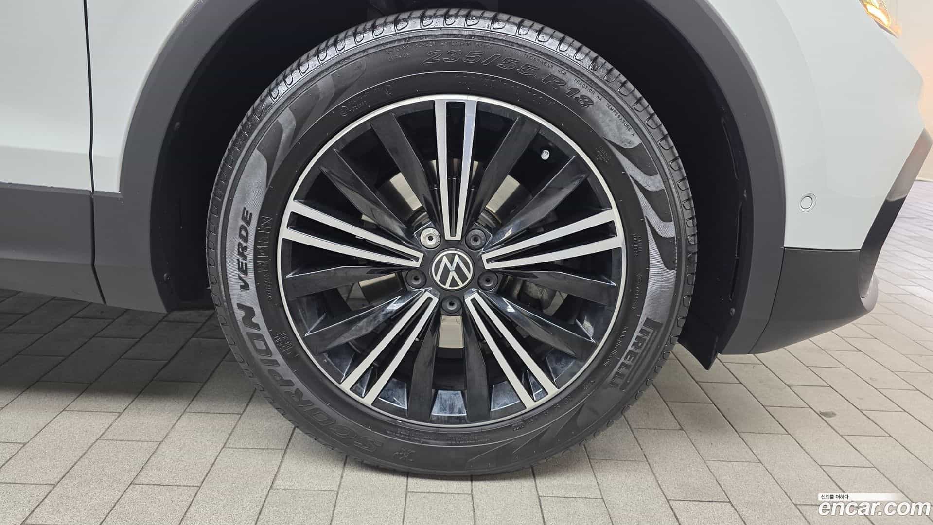 Tiguan Volkswagen 2022.5-OUTER-031