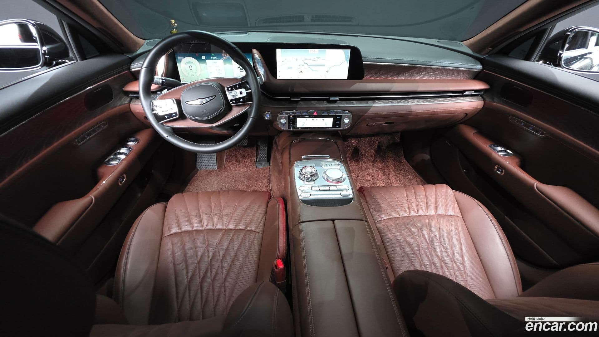 Main__Slider__Photo:G90 Genesis 2023.9-6