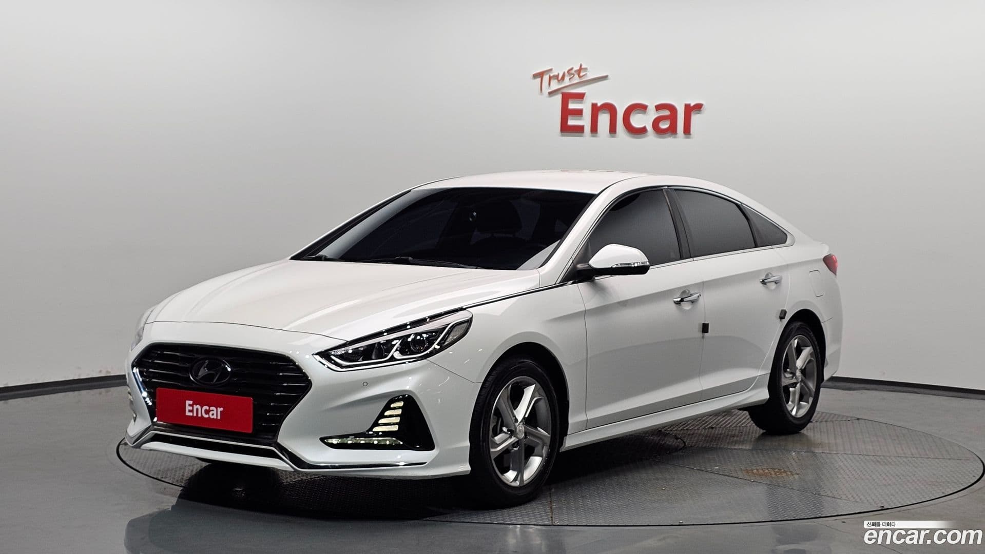 Main__Slider__Photo:Sonata Hyundai 2019.1-0